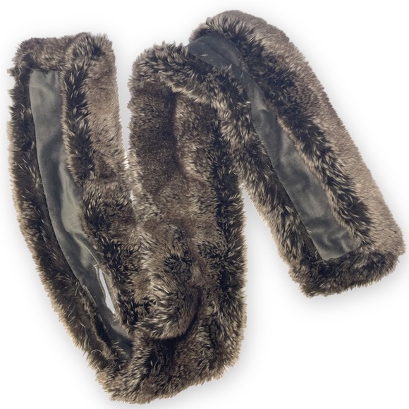 Restoration Hardware Faux Fur Scarf - Picture 2 of 9